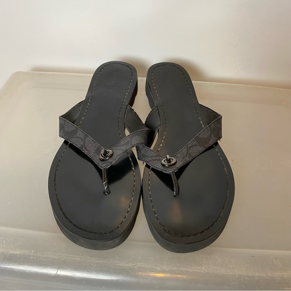 Coach Shelly Black Leather Flip-Flops Women’s 10B